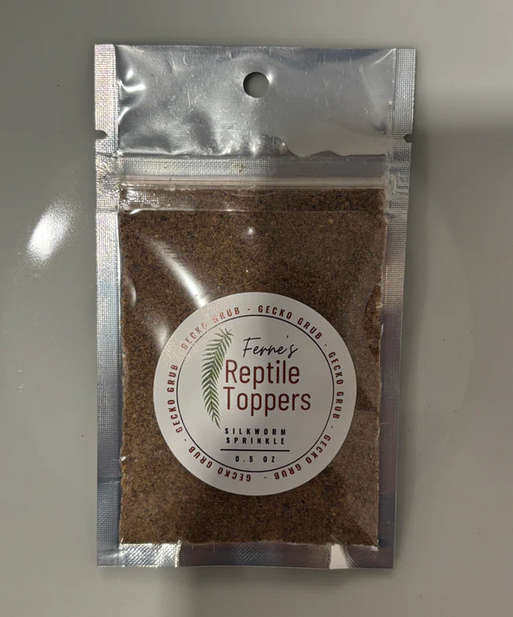 Silkworm Reptile Topper